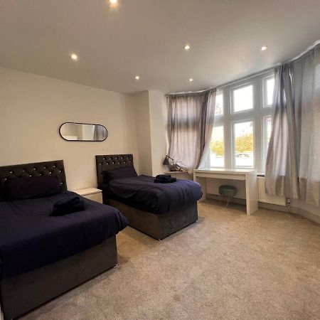 Star London Finchley Road 3-Bed Oasis With Garden Aparthotel Exterior foto